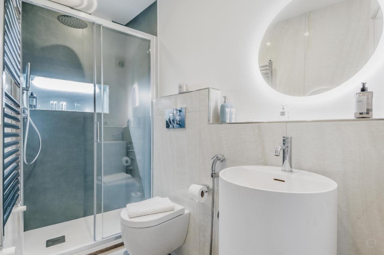 Bbhome Design Suite Apartment Over Trastevere District Рим Экстерьер фото