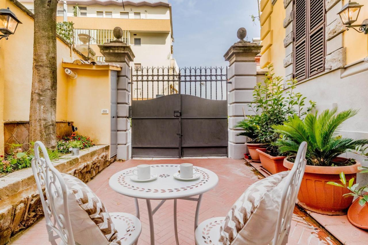 Bbhome Design Suite Apartment Over Trastevere District Рим Экстерьер фото